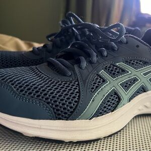 ASICS Jolt 2 Running shoe size 8.5